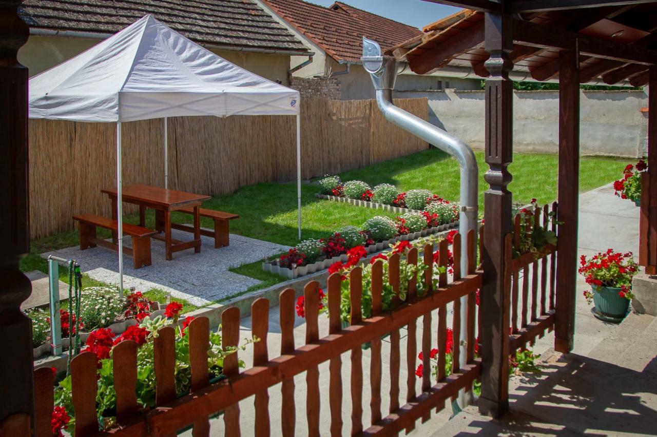 Casa Simon 2 Apartment Subotica Bagian luar foto